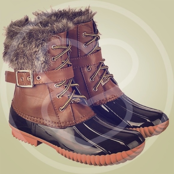 Cozy Tan Winter Vegan Fur leather Lace up Duck Boots - Picture 5 of 5